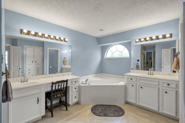 251 Petty Road, Waller, TX 77484