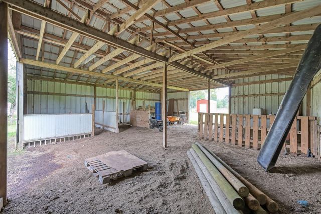251 Petty Road, Waller, TX 77484