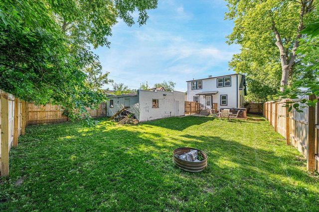 723 W GRANT STREET, Appleton, WI 54914