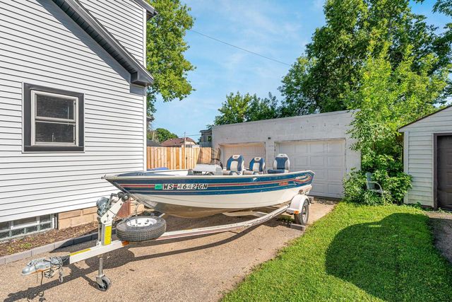 723 W GRANT STREET, Appleton, WI 54914