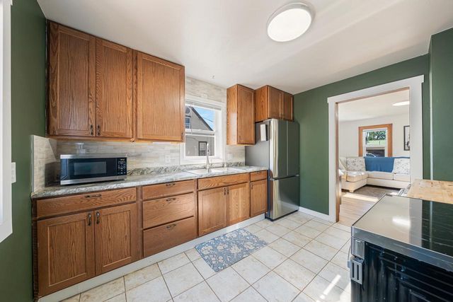 723 W GRANT STREET, Appleton, WI 54914