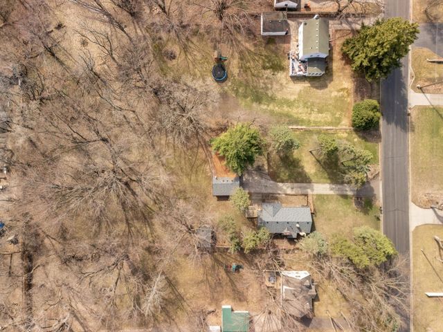 1714 Howard Street N, Maplewood, MN 55109