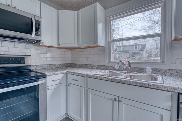 3429 Wansford Avenue, Evansville, IN 47711