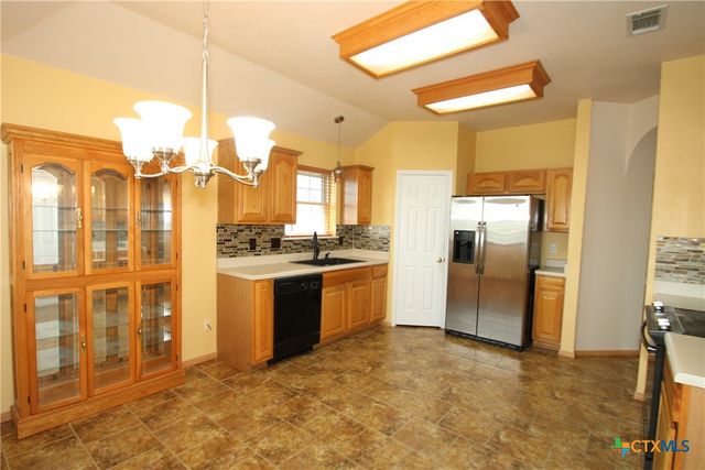 5708 Montrose Drive, Killeen, TX 76542