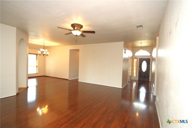 5708 Montrose Drive, Killeen, TX 76542