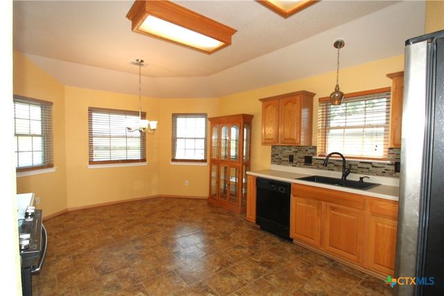 5708 Montrose Drive, Killeen, TX 76542