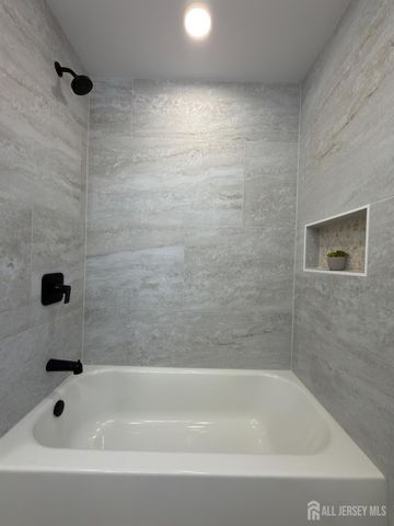 113 Hadley Street, Piscataway, NJ 08854