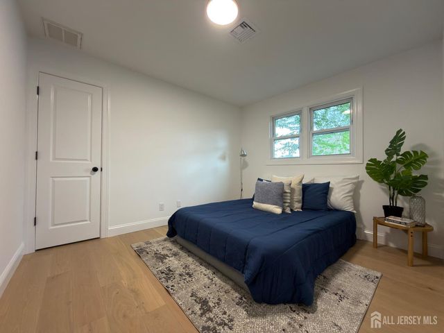 113 Hadley Street, Piscataway, NJ 08854