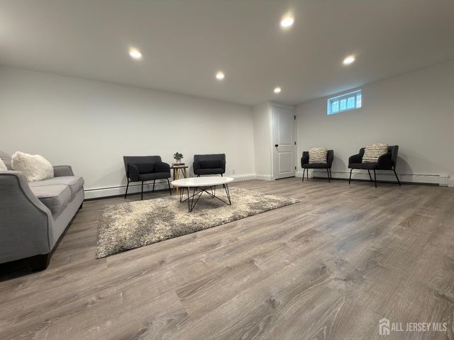 113 Hadley Street, Piscataway, NJ 08854