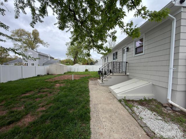 113 Hadley Street, Piscataway, NJ 08854