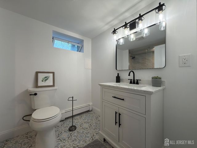 113 Hadley Street, Piscataway, NJ 08854