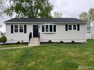 113 Hadley Street, Piscataway, NJ 08854