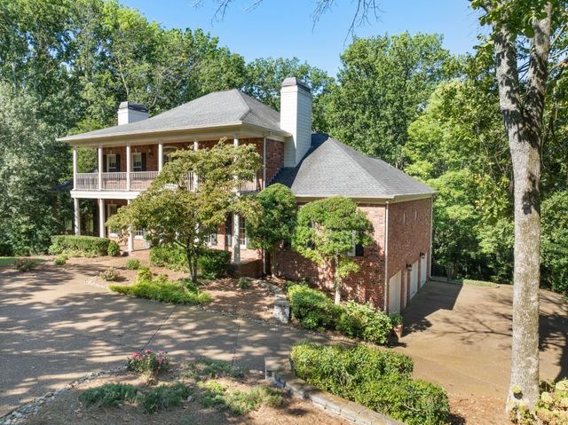 923 Stuart Ln, Brentwood, TN 37027