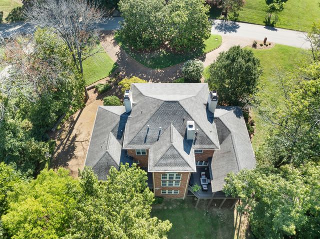 923 Stuart Ln, Brentwood, TN 37027