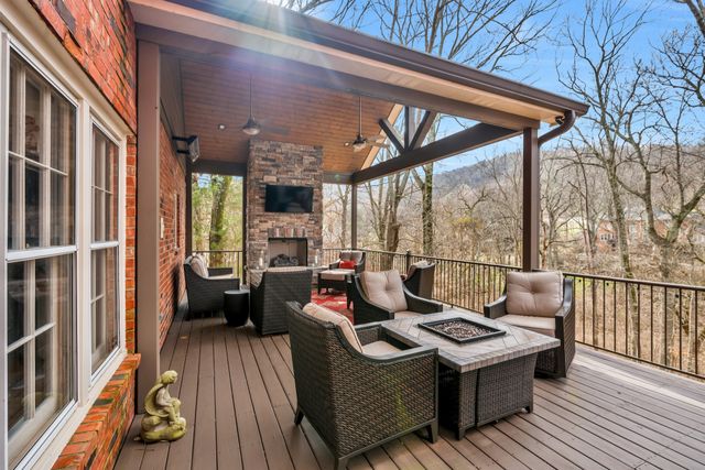 923 Stuart Ln, Brentwood, TN 37027