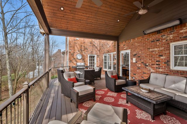 923 Stuart Ln, Brentwood, TN 37027