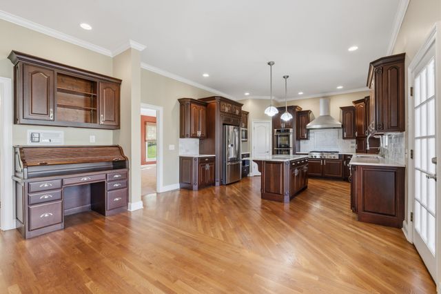 923 Stuart Ln, Brentwood, TN 37027