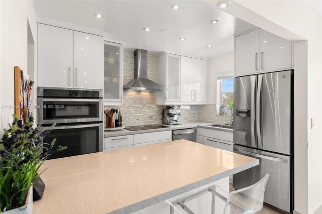 1519 Drexel Ave 402, Miami Beach, FL 33139