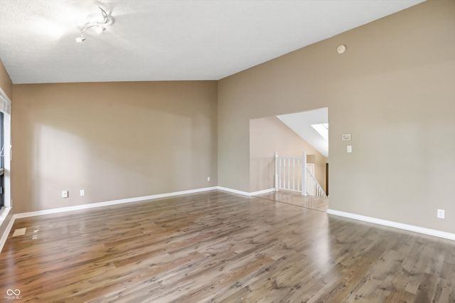 51 Osage Court, Columbus, IN 47201