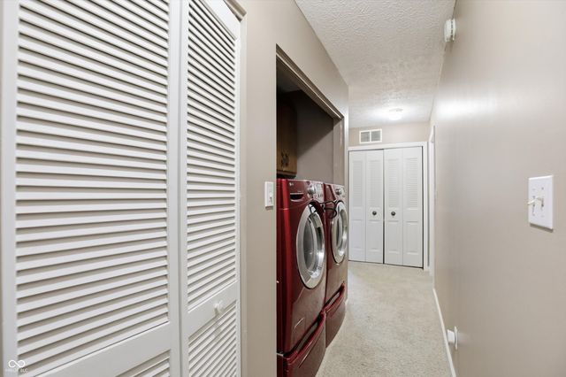 51 Osage Court, Columbus, IN 47201