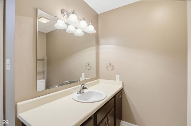 51 Osage Court, Columbus, IN 47201
