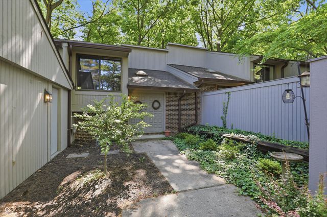 51 Osage Court, Columbus, IN 47201