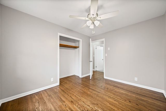 2215 Green Acres Dr, Clarksville, TN 37042