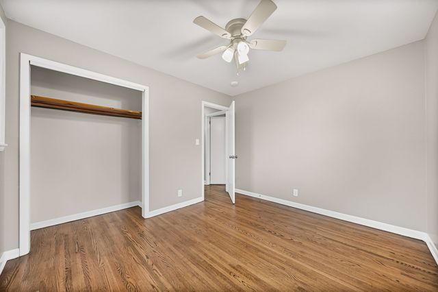 2215 Green Acres Dr, Clarksville, TN 37042