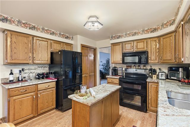 215 Church Dr., Robinson Twp, PA 15108