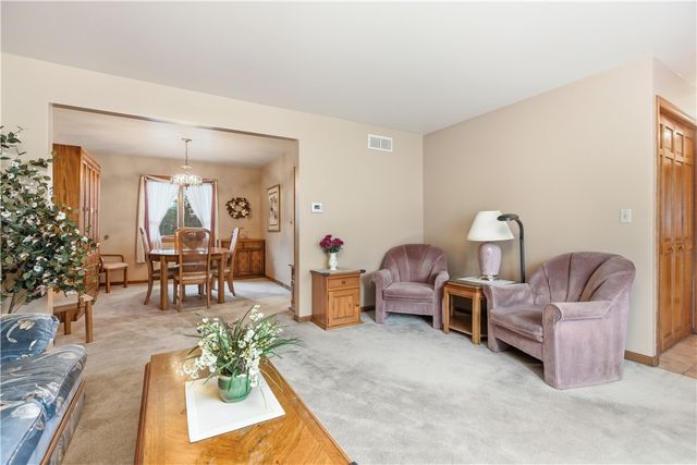 215 Church Dr., Robinson Twp, PA 15108