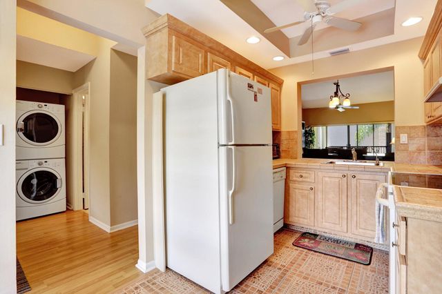 1961 SW 15th Street 82, Deerfield Beach, FL 33442
