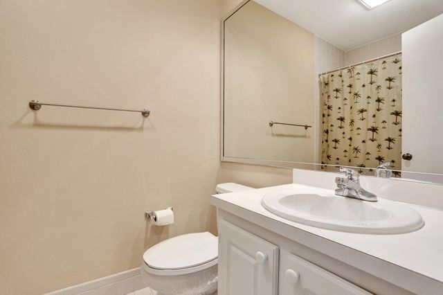 1961 SW 15th Street 82, Deerfield Beach, FL 33442