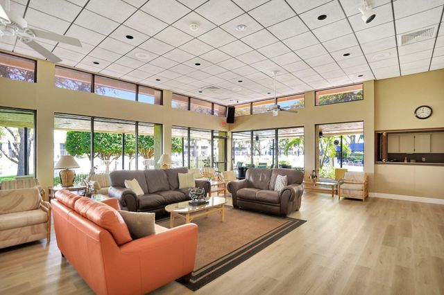 1961 SW 15th Street 82, Deerfield Beach, FL 33442