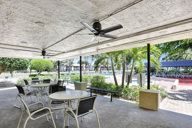 1961 SW 15th Street 82, Deerfield Beach, FL 33442