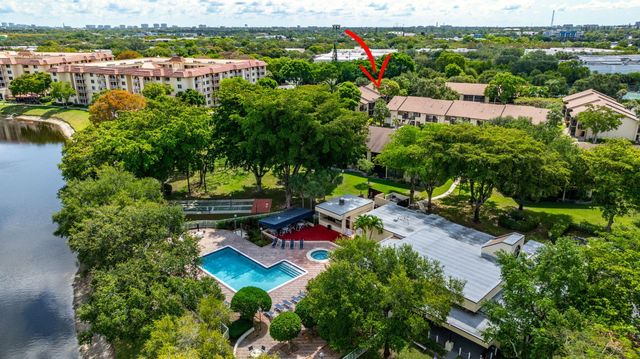1961 SW 15th Street 82, Deerfield Beach, FL 33442
