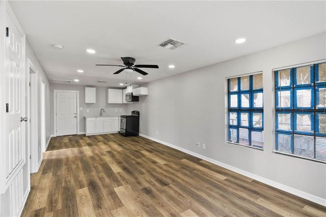 3127 Magnolia St, Corpus Christi, TX 78408