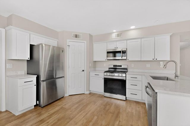 6915 Eastford Place NW, Albuquerque, NM 87114