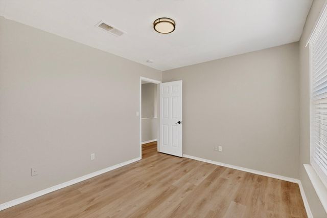 6915 Eastford Place NW, Albuquerque, NM 87114