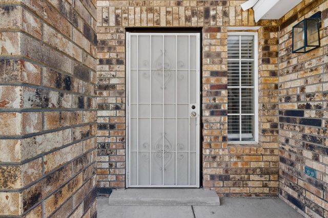 6915 Eastford Place NW, Albuquerque, NM 87114