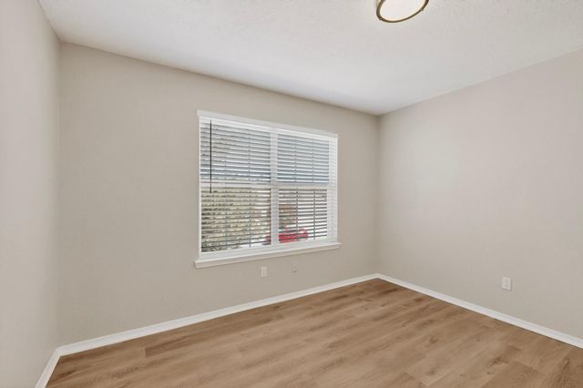6915 Eastford Place NW, Albuquerque, NM 87114