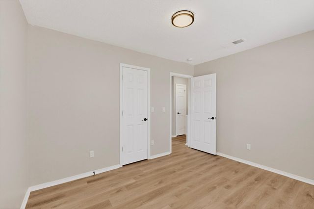 6915 Eastford Place NW, Albuquerque, NM 87114