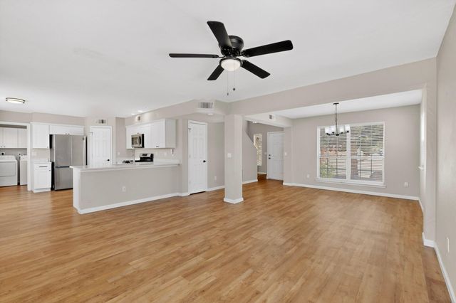 6915 Eastford Place NW, Albuquerque, NM 87114