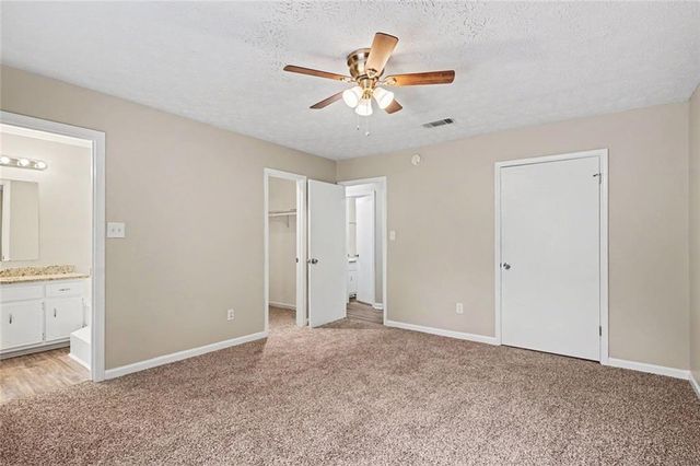 152 Olde Hampton Way, Hampton, GA 30228