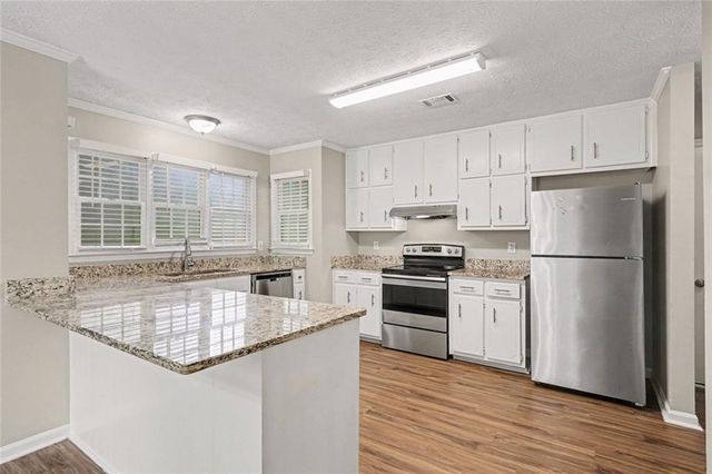 152 Olde Hampton Way, Hampton, GA 30228