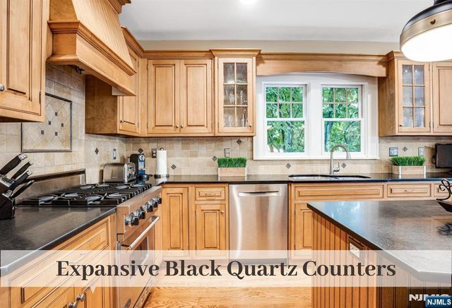 372 S Irving Street, Ridgewood, NJ 07450
