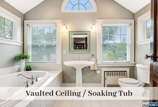 372 S Irving Street, Ridgewood, NJ 07450