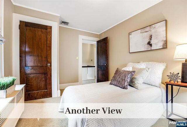 372 S Irving Street, Ridgewood, NJ 07450