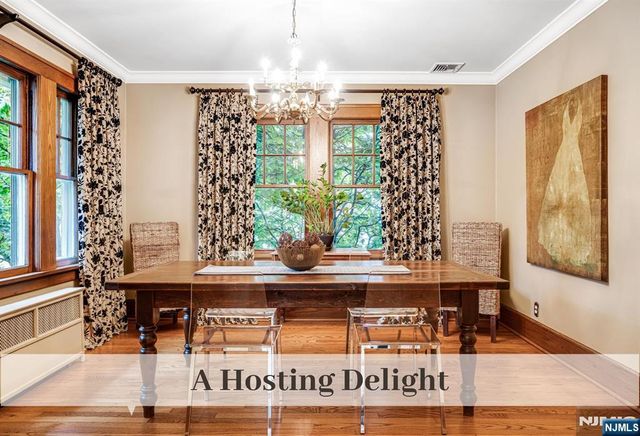 372 S Irving Street, Ridgewood, NJ 07450