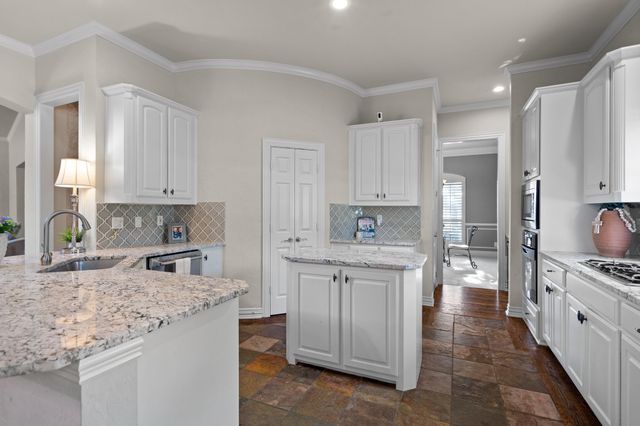 3712 Saint Mark Drive, Flower Mound, TX 75022