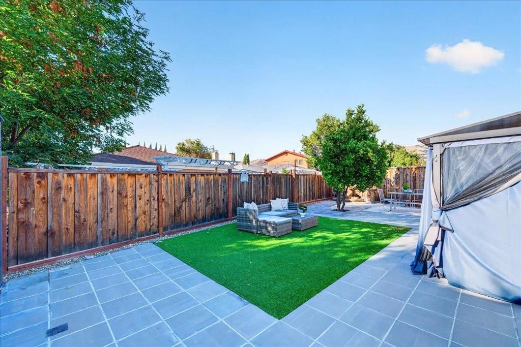 Image 20 of property listing at 2650 Taffy Drive, San Jose, CA 95148